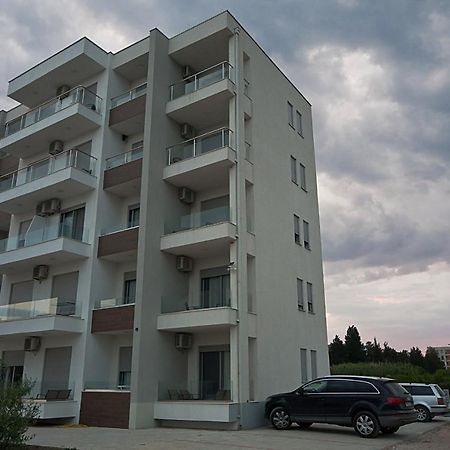Apartments Jasmina Улцин Екстериор снимка