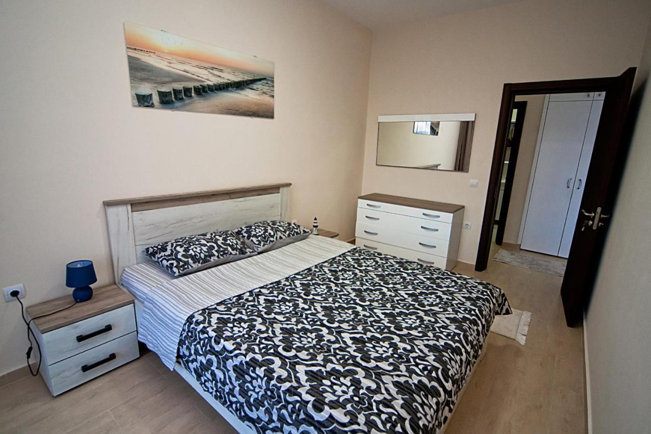 Apartments Jasmina Улцин Екстериор снимка