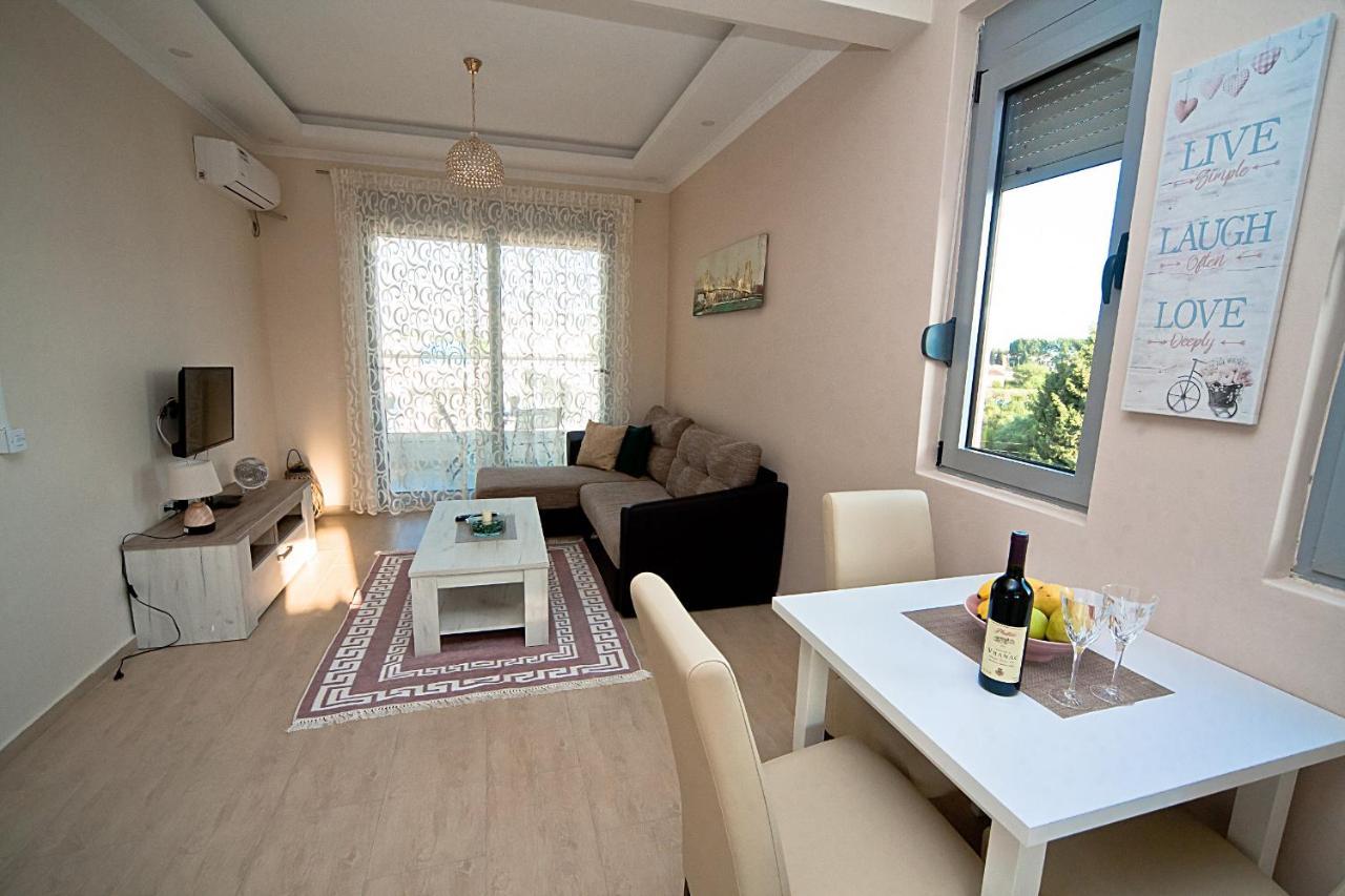 Apartments Jasmina Улцин Екстериор снимка